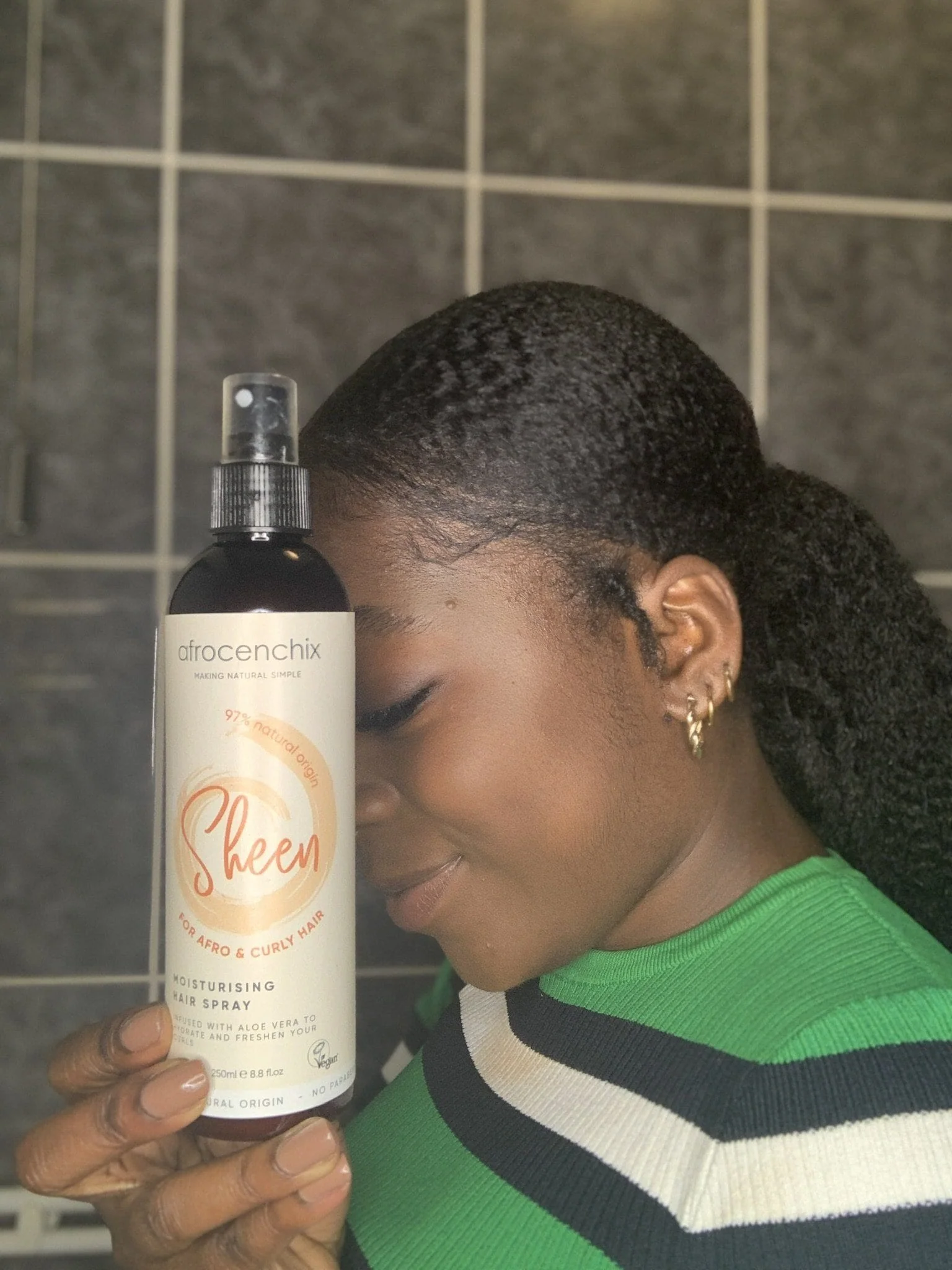 Sheen Natural Hydrating Spray - Image 9